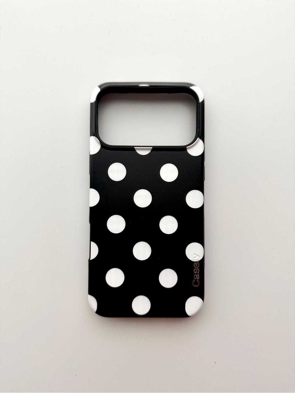 Casely Black & White Polka Dot BoldFlex MagSafe iPhone 17 Pro Max Case